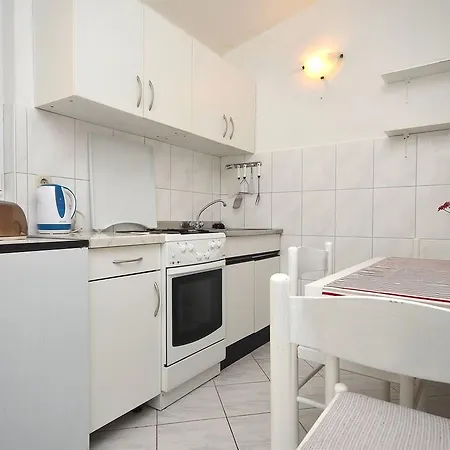 Mira Vodice